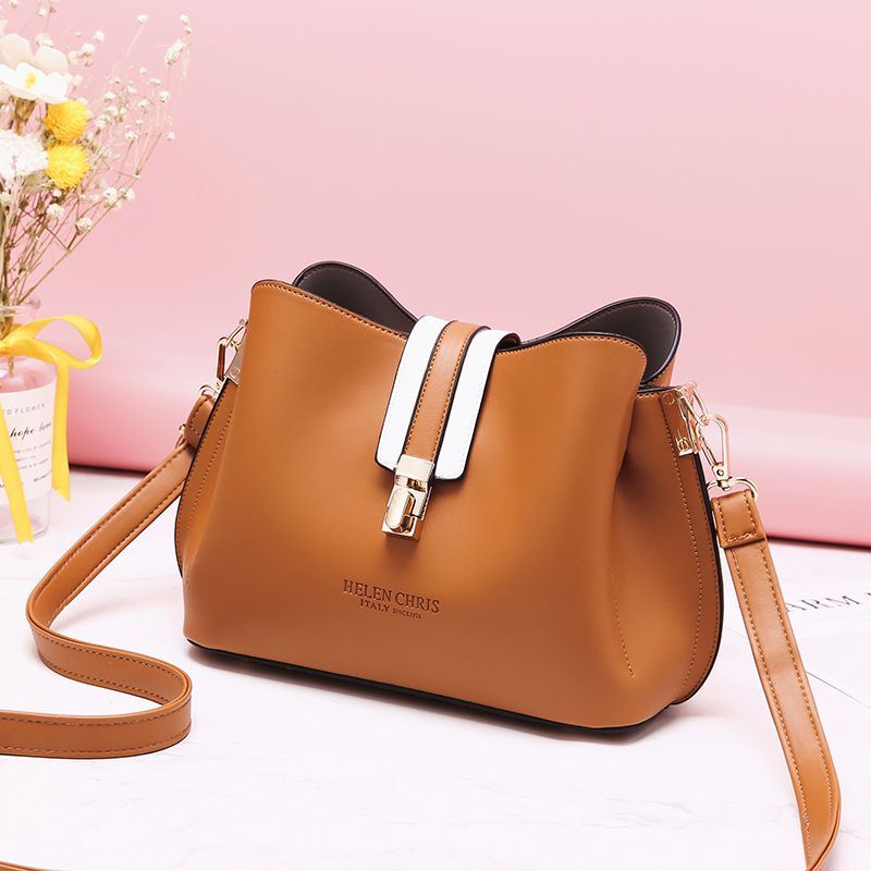 JT62346 IDR.154.000 MATERIAL PU SIZE L22XH17XW12CM WEIGHT 500GR COLOR BROWN