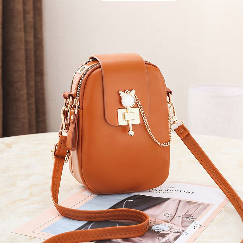 JT68621 IDR.155.000 MATERIAL PU SIZE L13XH19XW6CM WEIGHT 300GR COLOR BROWN