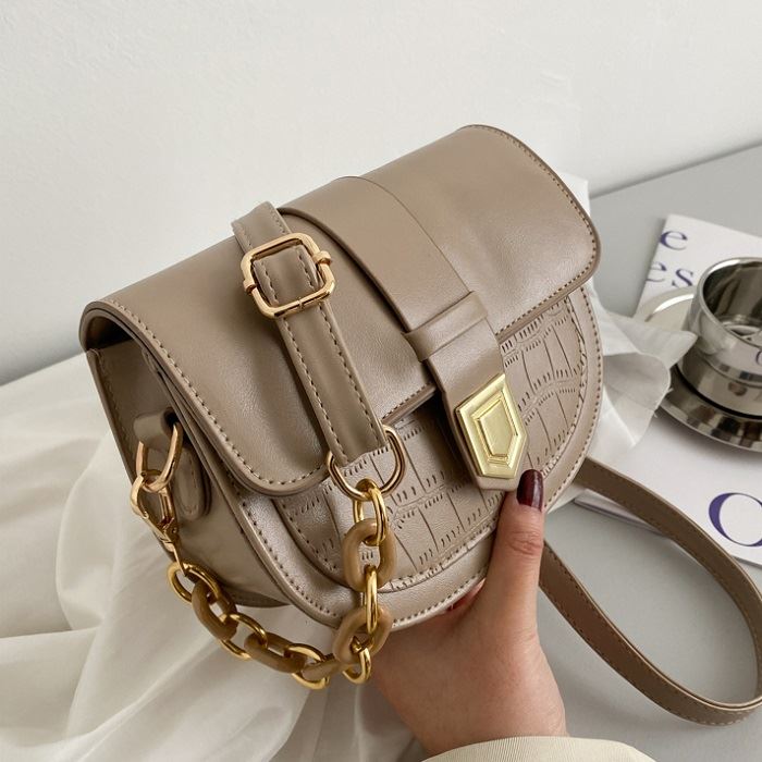 JT7001 IDR.135.000 MATERIAL PU SIZE L17XH14XW7CM WEIGHT 290GR COLOR KHAKI