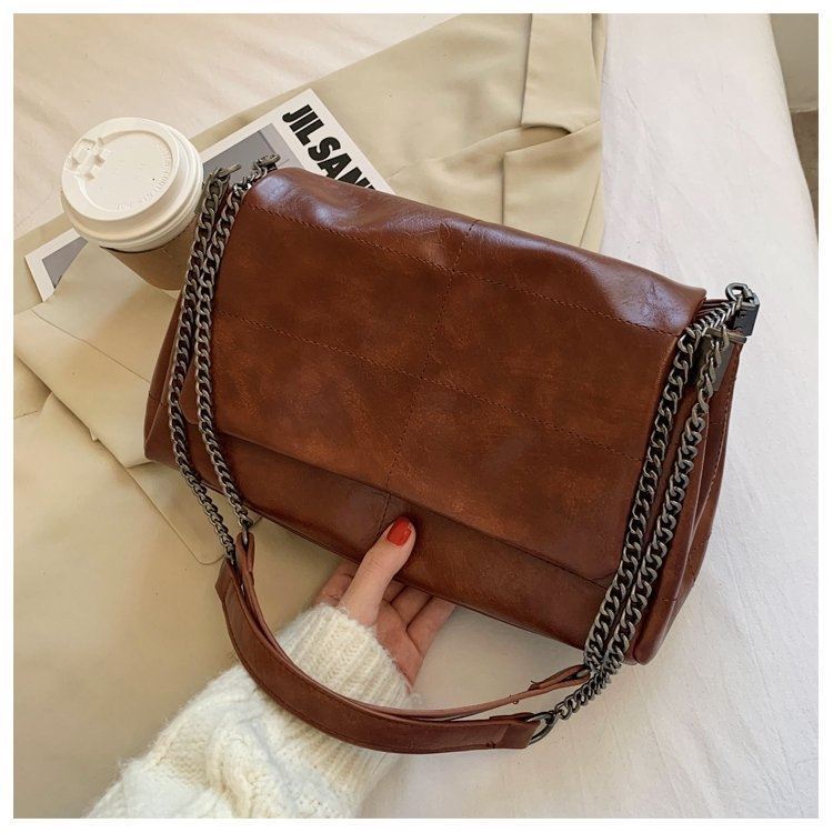 JT71749 IDR.182.000 MATERIAL PU SIZE L31XH20XW13CM WEIGHT 710GR COLOR BROWN