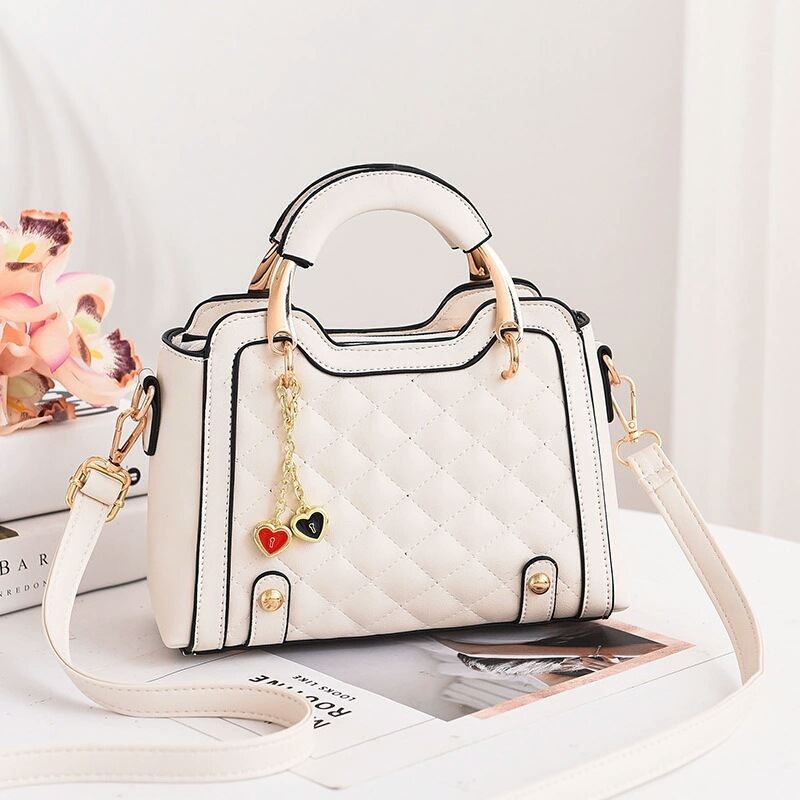JT8011 IDR.164.000 MATERIAL PU SIZE L24XH15XW11CM WEIGHT 550GR COLOR WHITE