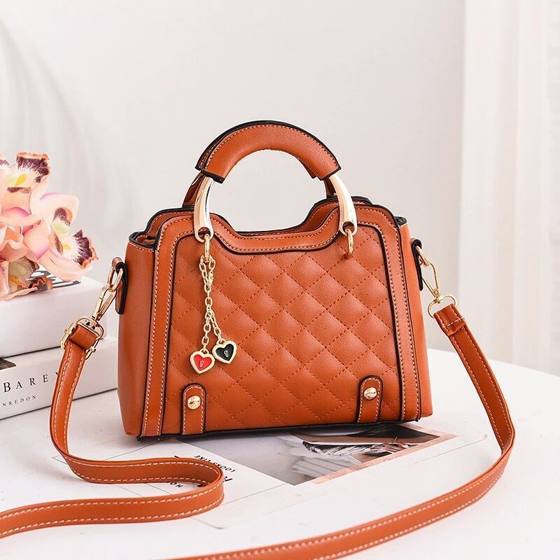 JT8011 IDR.169.000 MATERIAL PU SIZE L24XH15XW11CM WEIGHT 550GR COLOR BROWN
