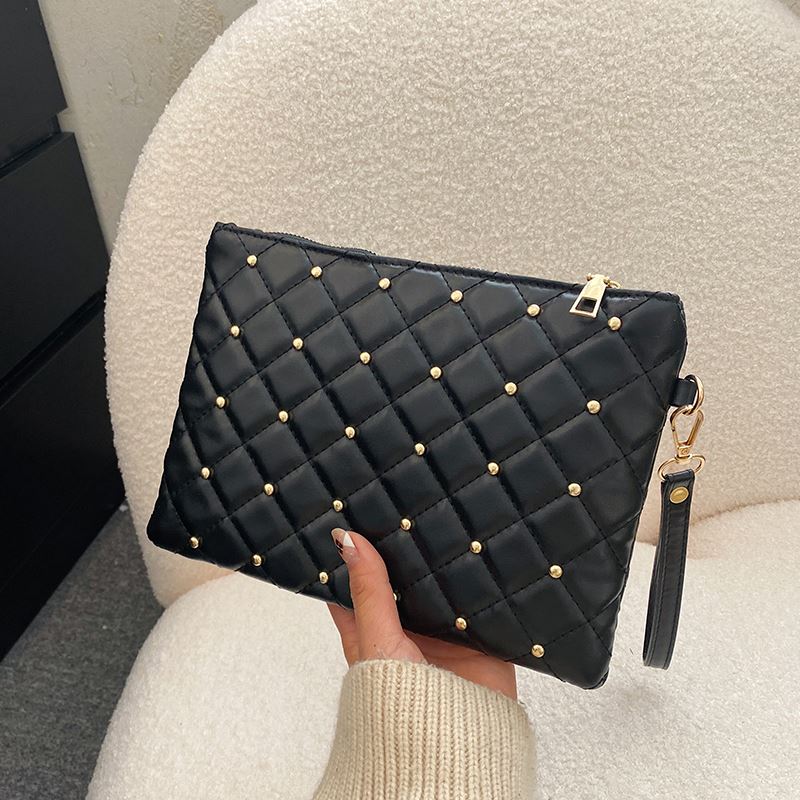 JT8013 IDR.125.000 MATERIAL PU SIZE L25XH18XW1CM WEIGHT 200GR COLOR BLACK