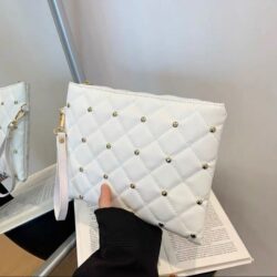 JT8013 MATERIAL PU SIZE L25XH18XW1CM WEIGHT 200GR COLOR WHITE