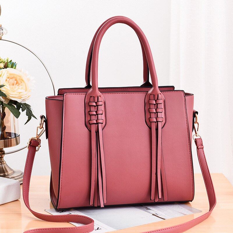 JT8160 IDR.165.000 MATERIAL PU SIZE L30XH24XW15CM WEIGHT 900GR COLOR PINK