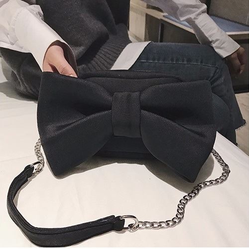 JT8608 IDR.145.000 MATERIAL SUEDE SIZE L18XH12XW7CM WEIGHT 400GR COLOR BLACK