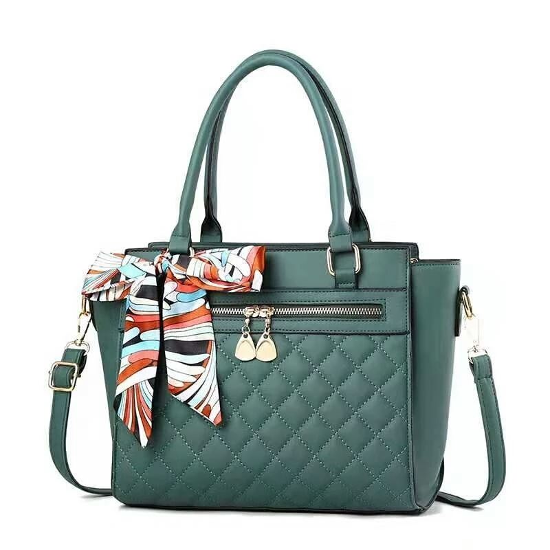 JT8801 IDR.180.000 MATERIAL PU SIZE L28XH24XW13CM WEIGHT 900GR COLOR GREEN