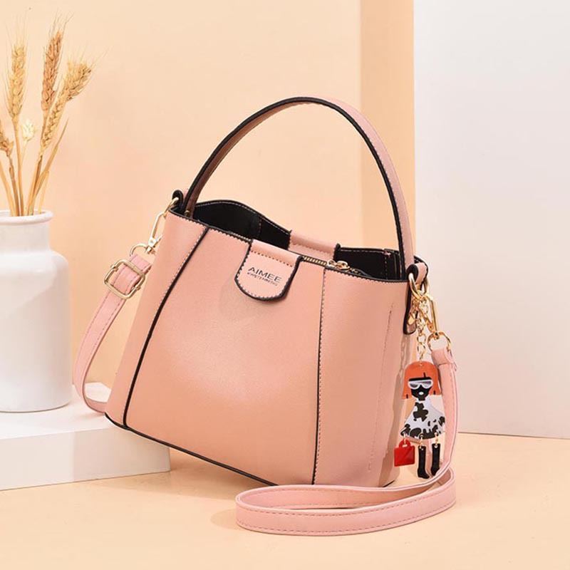 JT8818 IDR.147.000 MATERIAL PU SIZE L22XH17XW11CM WEIGHT 550GR COLOR PINK