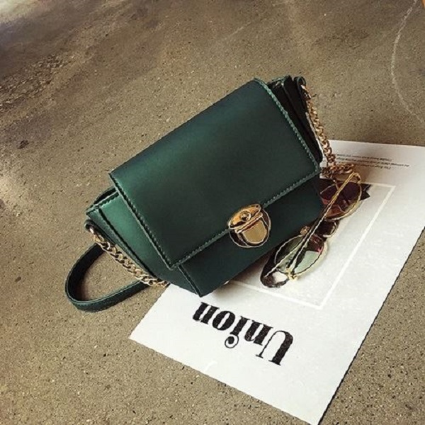 JT9193 IDR.48.000 MATERIAL PU SIZE L14-20XH13XW8CM WEIGHT 400GR COLOR GREEN