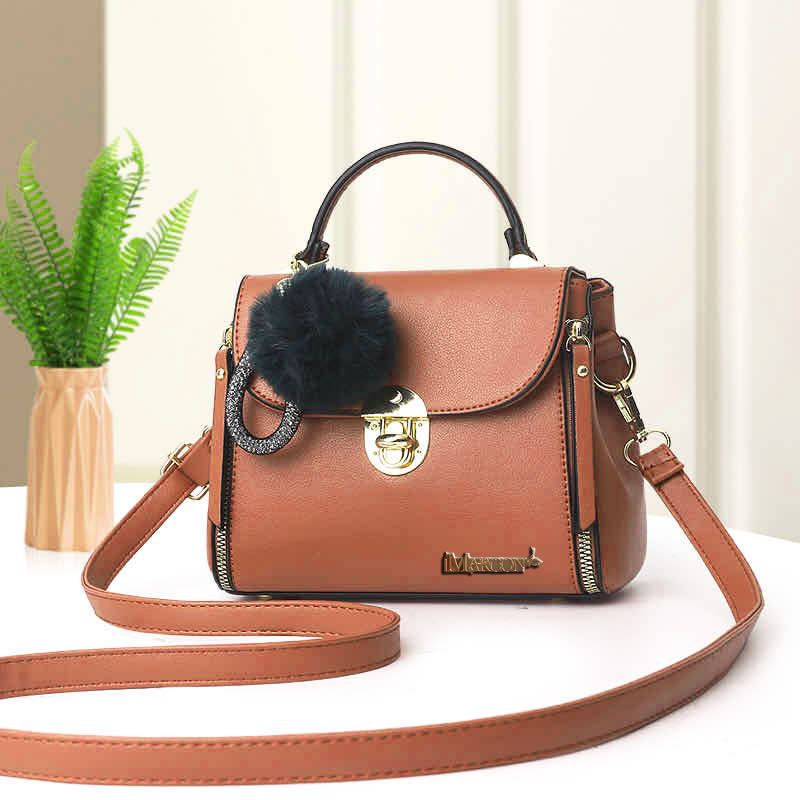 JT92015 IDR.174.000 MATERIAL PU SIZE L21.5XH17XW10CM WEIGHT 650GR COLOR BROWN
