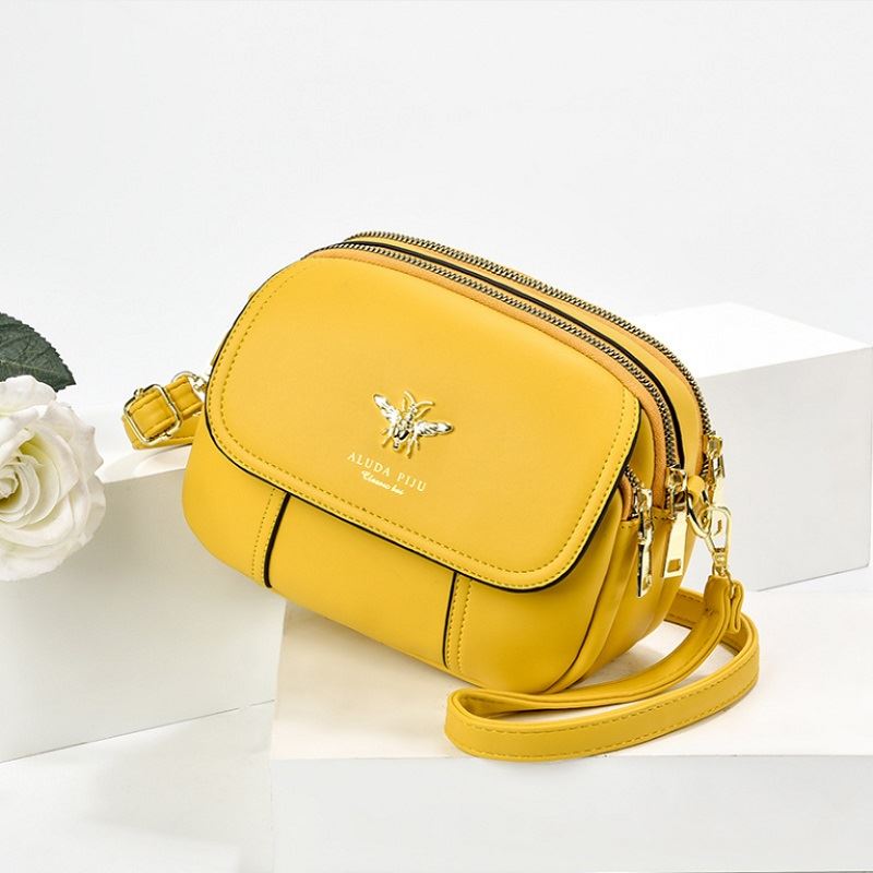 JT93886 IDR.165.000 MATERIAL PU SIZE L21XH16XW7CM WEIGHT 450GR COLOR YELLOW