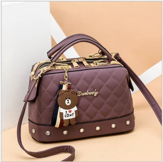 JT98723 IDR.170.000 MATERIAL PU SIZE L24.5XH17XW13CM WEIGHT 650GR COLOR PURPLE