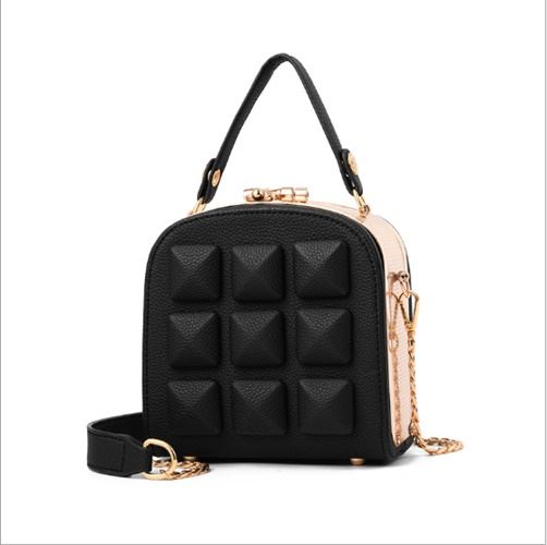 JT98876 IDR.175.000 MATERIAL PU SIZE L15.5XH16XW8.5CM WEIGHT 800GR COLOR BLACK