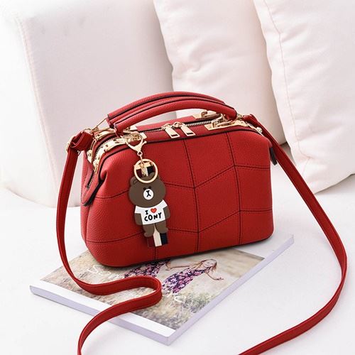 JT99870 IDR.180.000 MATERIAL PU SIZE L24.5XH15XW13CM WEIGHT 700GR COLOR RED