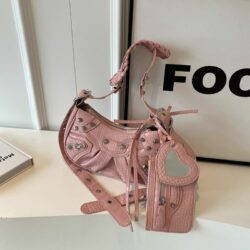 JTF00525-pink Tas Selempang Wanita Moon Bag 2in1 Gantungan Love
