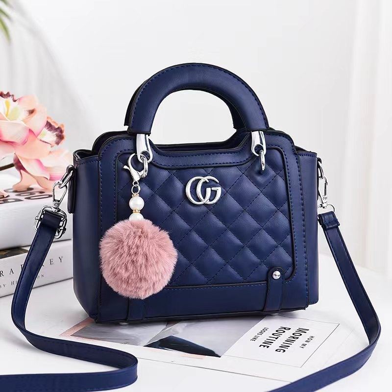 JTF0147 IDR.90.000 MATERIAL PU SIZE L23XH18XW10CM WEIGHT 600GR COLOR DARKBLUE