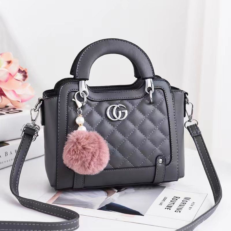 JTF0147 IDR.90.000 MATERIAL PU SIZE L23XH18XW10CM WEIGHT 600GR COLOR GRAY