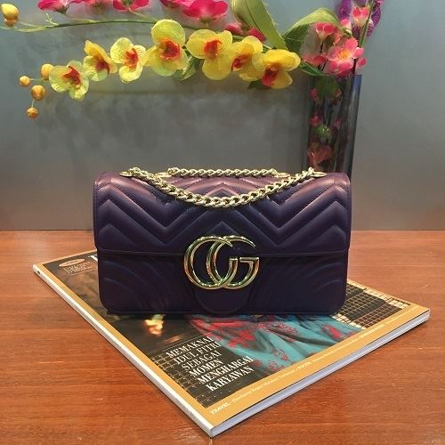 JTF10991 IDR 65.000  MATERIAL JELLY SIZE L20XH11XW6CM WEIGHT 700GR COLOR PURPLE