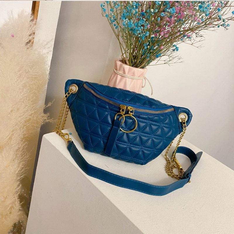 JTF2058 IDR.70.000 MATERIAL PU SIZE L28XH14XW6CM WEIGHT 300GR COLOR BLUE