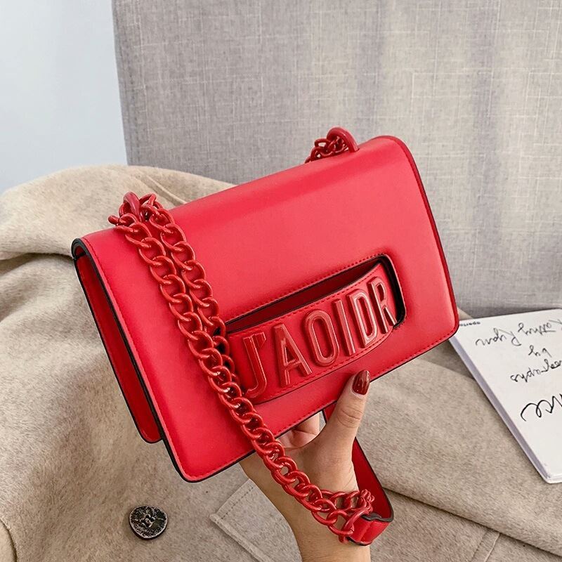 JTF3762 IDR.85.000 MATERIAL PU SIZE L22XH15XW8CM WEIGHT 510GR COLOR RED