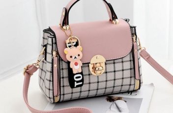JTF387 IDR.80.000 MATERIAL CANVAS SIZE L20XH15XW11CM WEIGHT 600GR COLOR PINK
