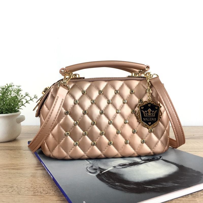 JTF4023 IDR.80.000 MATERIAL JELLY SIZE L21XH13XW11CM WEIGHT 750GR COLOR PINKGOLD