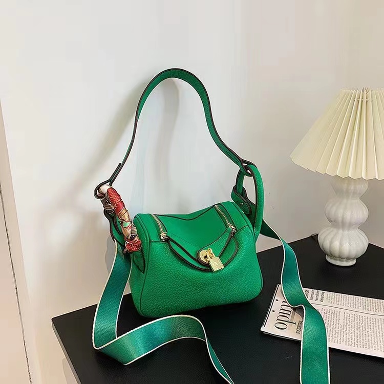 JTF52412-green Tas Selempang Lindi Fashion Import Wanita Terbaru