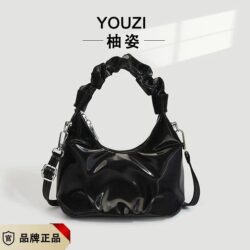 JTF6020-black Tas Selempang Wanita Import Terbaru JTF6020-black Tas Selempang Wanita Import Terbaru