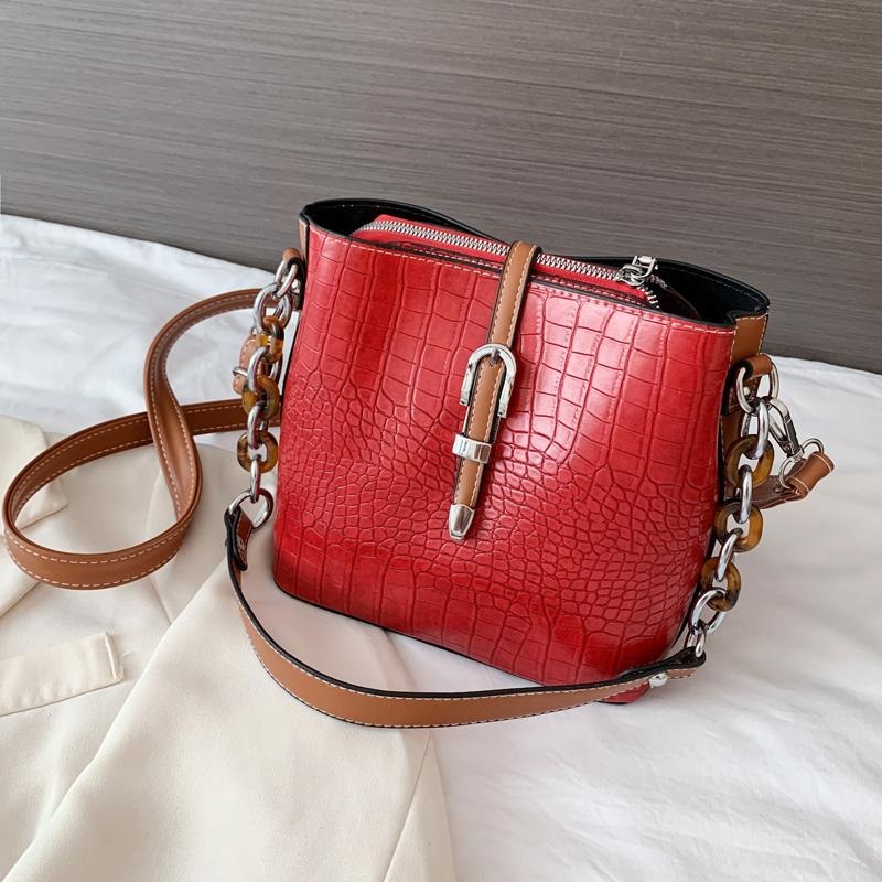 JTF6261 IDR.75.000 MATERIAL PU SIZE L20XH19XW11CM WEIGHT 500GR COLOR RED