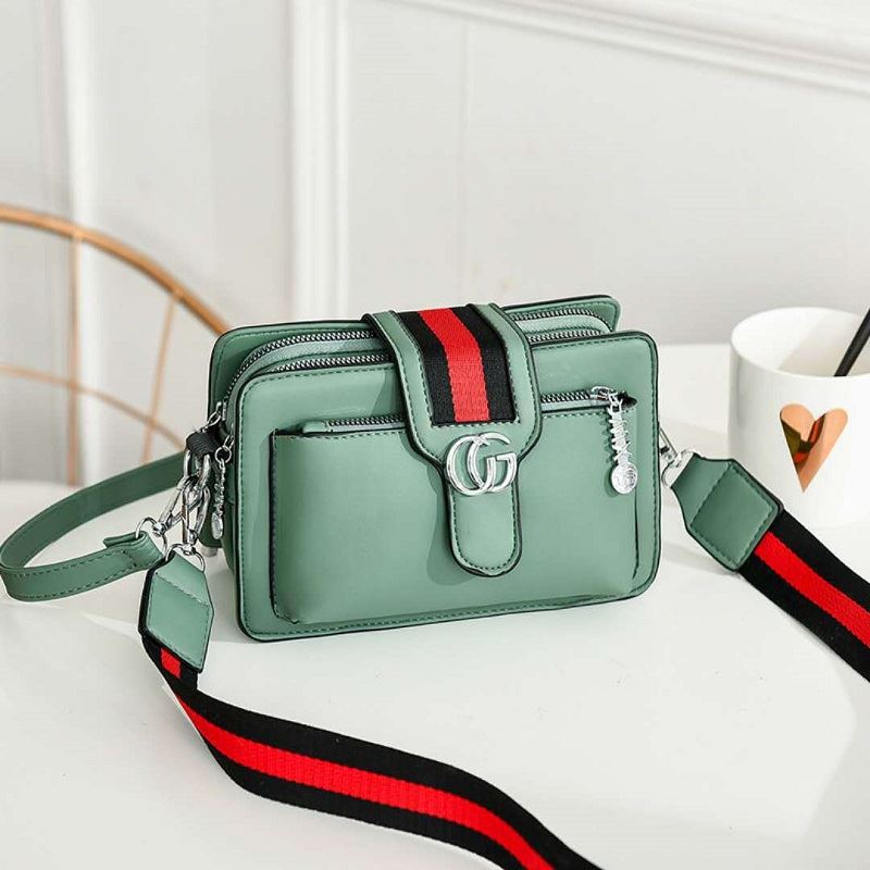 JTF6868 IDR.101.000 MATERIAL PU SIZE L21XH14XW7CM WEIGHT 650GR COLOR GREEN
