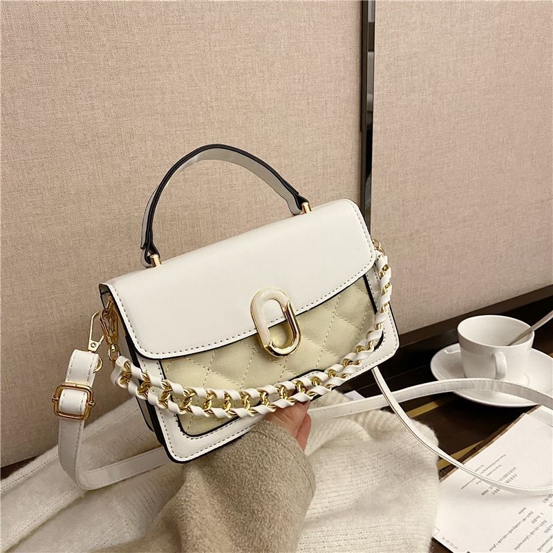 JTF77802 IDR.70.000 MATERIAL PU SIZE L20XH14XW8CM WEIGHT 450GR COLOR WHITE