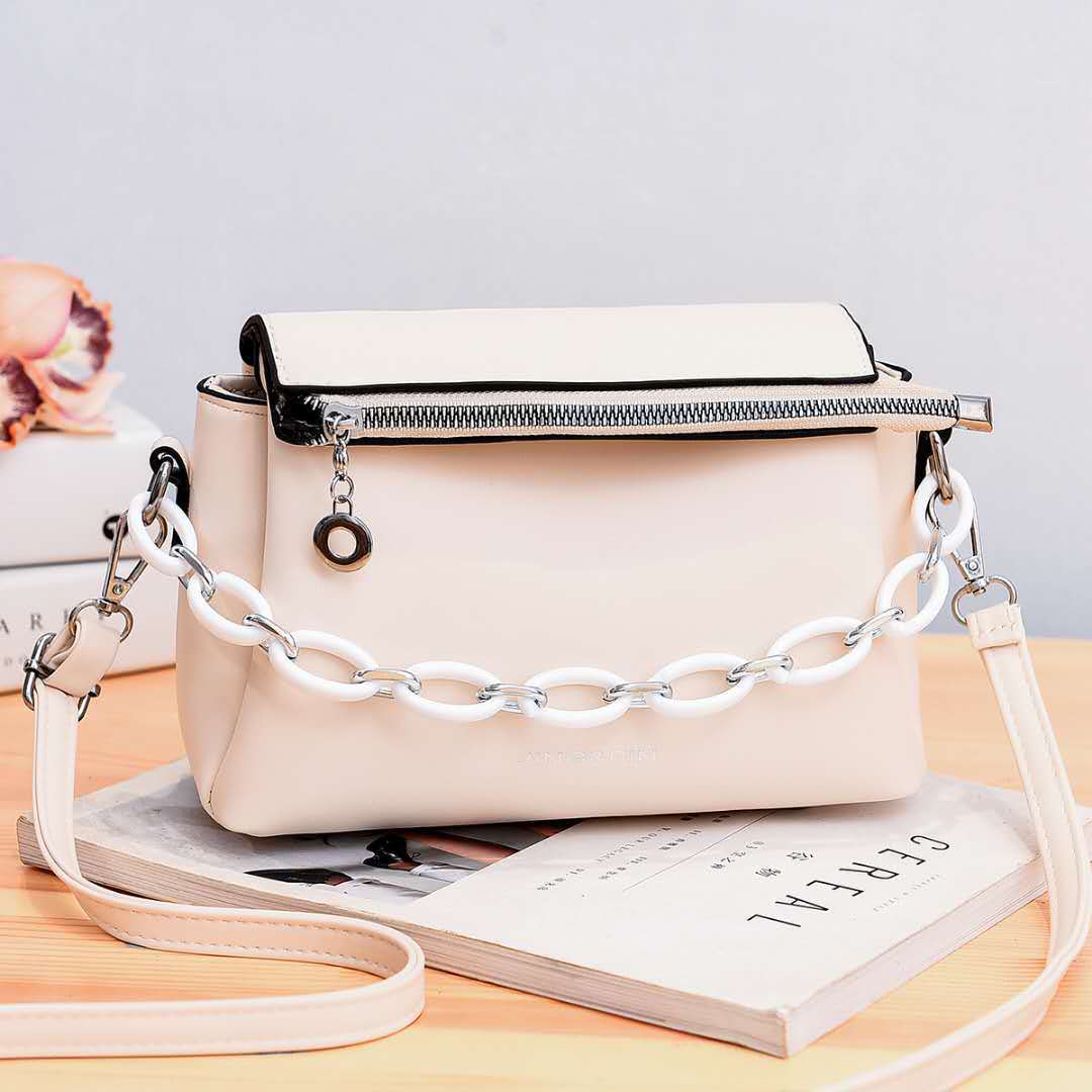 JTF830 IDR.91.000 MATERIAL PU SIZE L21XH16XW10CM WEIGHT 550GR COLOR WHITE