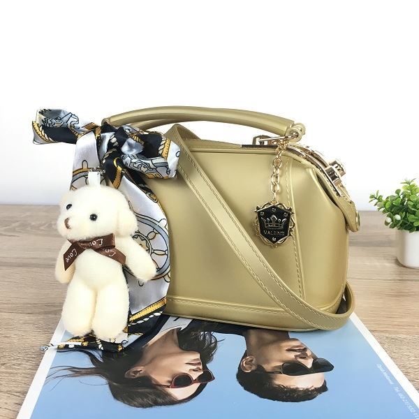 JTF8887 IDR.88.000 MATERIAL JELLY SIZE L22XH13XW11CM WEIGHT 900GR COLOR GOLD