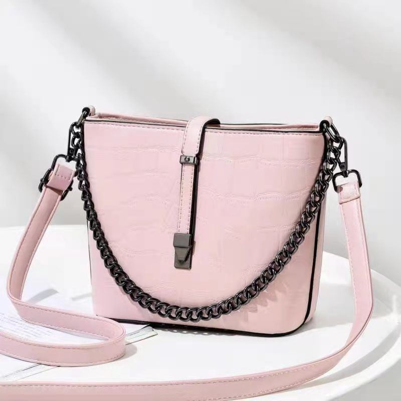 JTF89971 IDR.86.000 MATERIAL PU SIZE L20XH18XW9CM WEIGHT 600GR COLOR LIGHTPINK