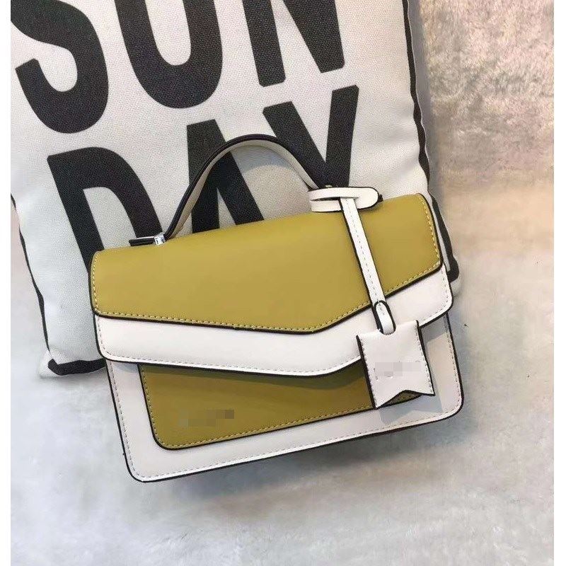 JTF9603 IDR.105.000 MATERIAL PU SIZE L22XH15XW10CM WEIGHT 600GR COLOR YELLOW
