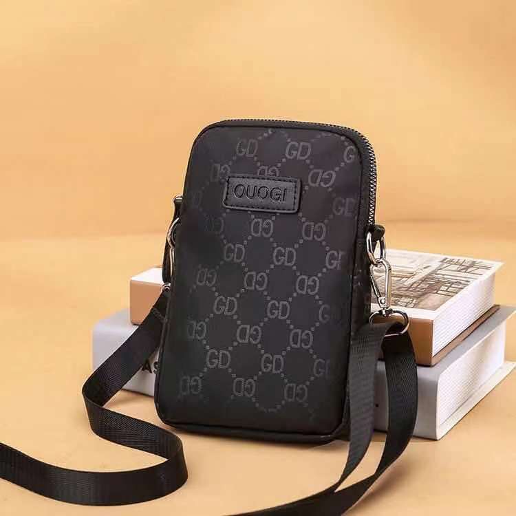 JTF9935 IDR.45.000 MATERIAL NYLON SIZE L13.5XH20XW3CM WEIGHT 170GR COLOR BLACK